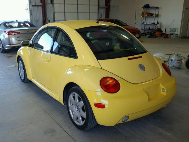 3VWBR31C04M413481 - 2004 VOLKSWAGEN NEW BEETLE 黄色 照片 3