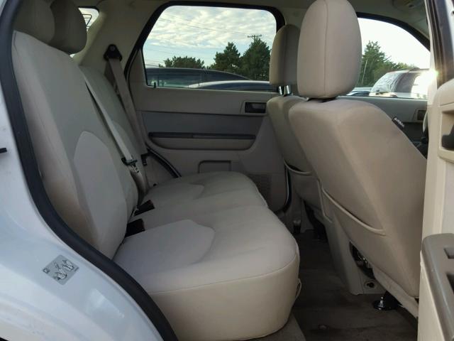 1FMCU4K30BKB36048 - 2011 FORD ESCAPE HYB WHITE photo 6