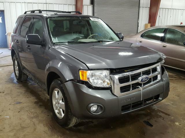 1FMCU9DG1BKA40913 - 2011 FORD ESCAPE XLT GRAY photo 1