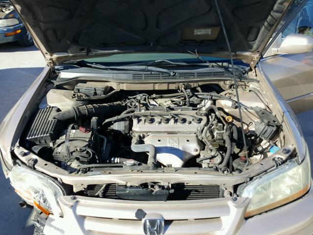 1HGCG56471A063352 - 2001 HONDA ACCORD TAN photo 7