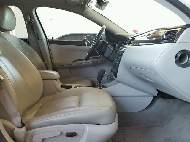 2G1WC5E3XD1197800 - 2013 CHEVROLET IMPALA 白色 照片 5