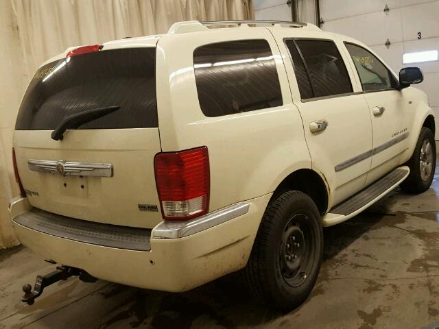 1A8HW582X8F143558 - 2008 CHRYSLER ASPEN 白色 照片 4