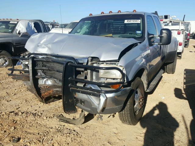 1FTWW33FXYED56609 - 2000 FORD F350 SUPER SILVER photo 2