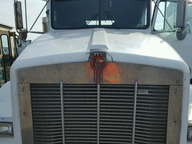 1NKDL29X5HJ343024 - 1987 KENWORTH CONSTRUCTI WHITE photo 7