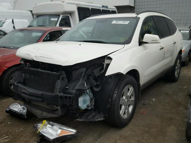 1GNKVJED5CJ109605 - 2012 CHEVROLET TRAVERSE L WHITE photo 2