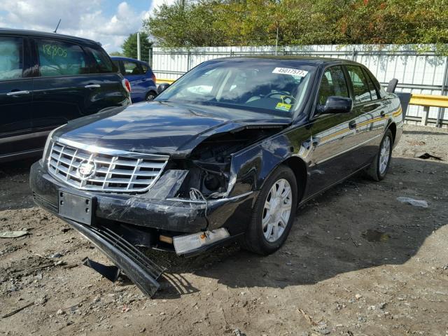 1G6KA5E6XBU105580 - 2011 CADILLAC DTS BLACK photo 2