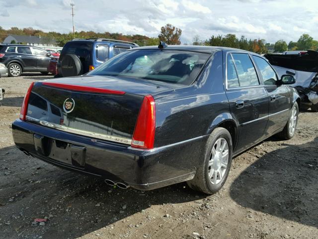 1G6KA5E6XBU105580 - 2011 CADILLAC DTS BLACK photo 4