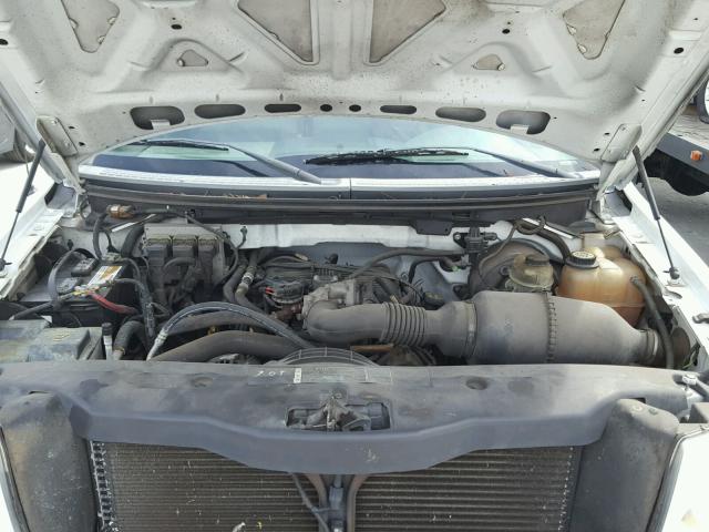 1FTRF12215NB55547 - 2005 FORD F150 WHITE photo 7