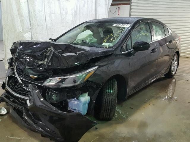 1G1BE5SM4H7146579 - 2017 CHEVROLET CRUZE LT BLACK photo 2