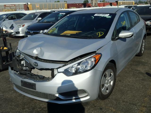 KNAFK4A60G5616676 - 2016 KIA FORTE LX SILVER photo 2