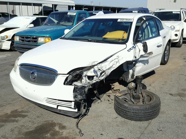 1G4HD57247U177774 - 2007 BUICK LUCERNE CX WHITE photo 2