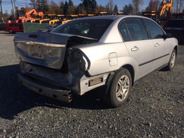 1G1ZS52F24F238301 - 2004 CHEVROLET MALIBU GRAY photo 4