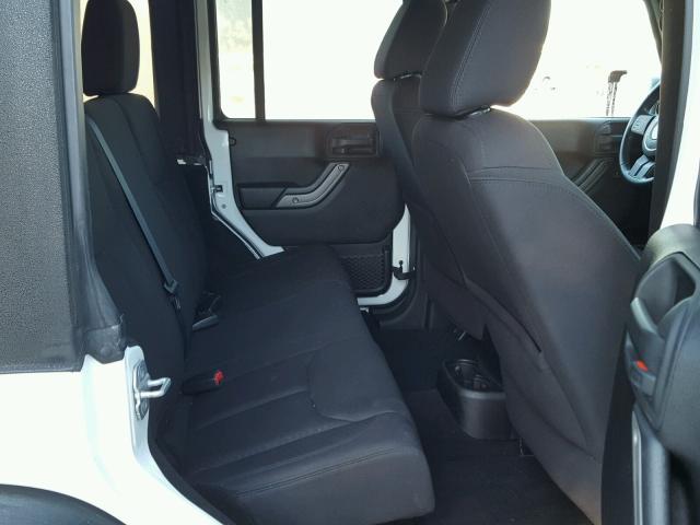 1C4BJWDG2DL660741 - 2013 JEEP WRANGLER U WHITE photo 6