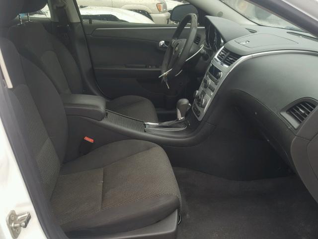 1G1ZC5E00CF151130 - 2012 CHEVROLET MALIBU 1LT თეთრი ფოტო 5