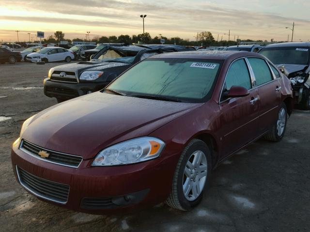 2G1WU58R479190263 - 2007 CHEVROLET IMPALA RED photo 2