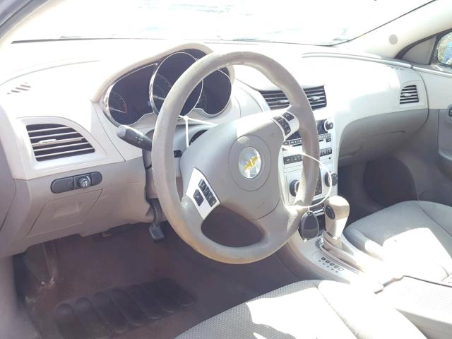 1G1ZB5E17BF241840 - 2011 CHEVROLET MALIBU LS ვერცხლისფერი ფოტო 9