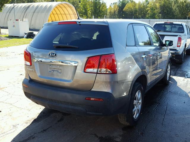 5XYKT3A15BG120530 - 2011 KIA SORENTO BA CHARCOAL photo 4