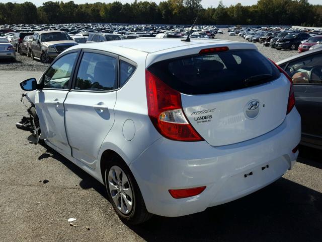 KMHCT5AEXGU259542 - 2016 HYUNDAI ACCENT WHITE photo 3