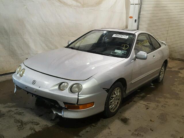 JH4DC4463YS006369 - 2000 ACURA INTEGRA GS SILVER photo 2