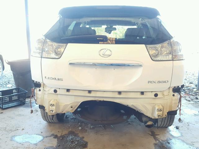 2T2GA31UX5C029934 - 2005 LEXUS RX WHITE photo 9