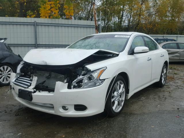 1N4AA5AP0EC486797 - 2014 NISSAN MAXIMA S WHITE photo 2