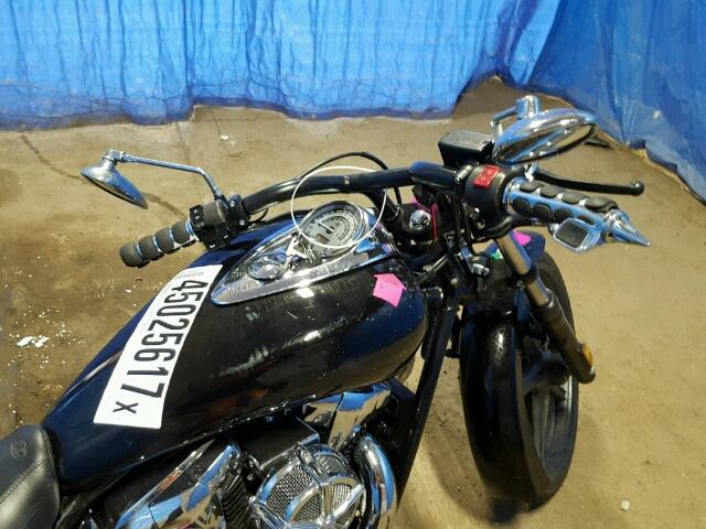 JH2SC6709DK300372 - 2013 HONDA VT1300 CS BLACK photo 5