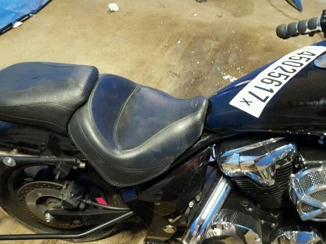 JH2SC6709DK300372 - 2013 HONDA VT1300 CS BLACK photo 6