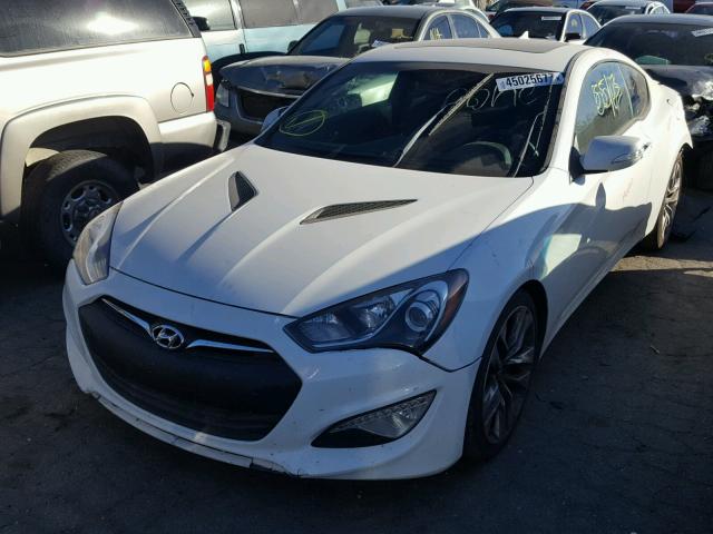 KMHHU6KJ8DU093151 - 2013 HYUNDAI GENESIS CO WHITE photo 2