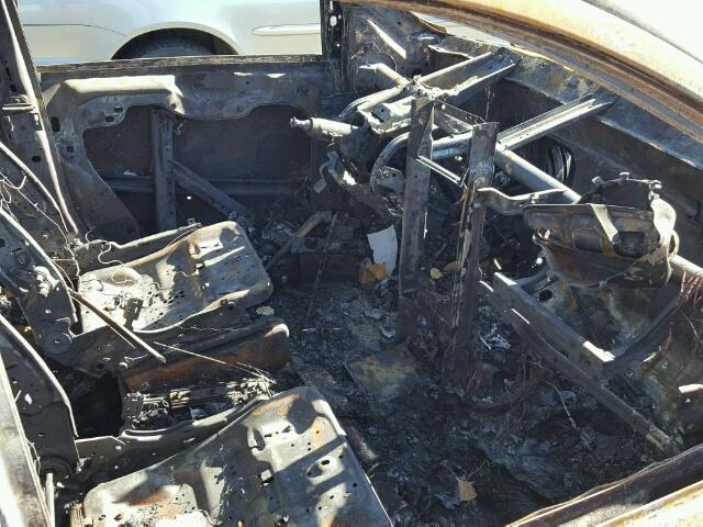 2V8HW54X99R575033 - 2009 VOLKSWAGEN ROUTAN SEL BURN photo 5