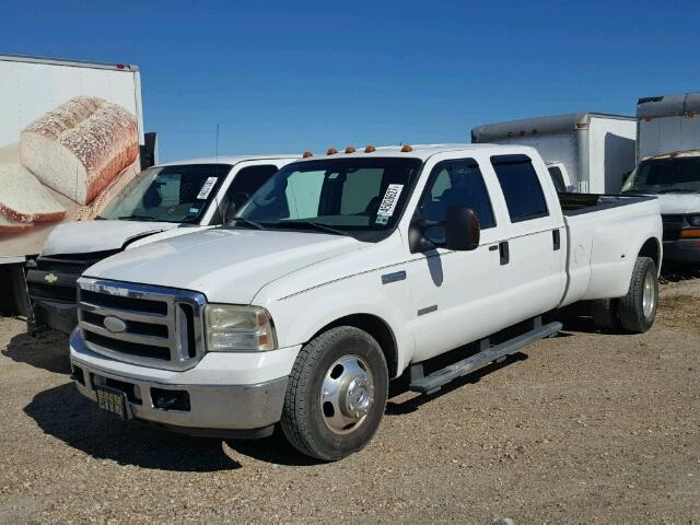 1FTWW32P25EC77070 - 2005 FORD F350 SUPER WHITE photo 2