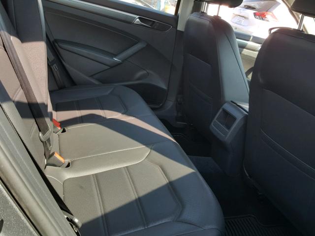 1VWDT7A31HC001188 - 2017 VOLKSWAGEN PASSAT R-L GRAY photo 6