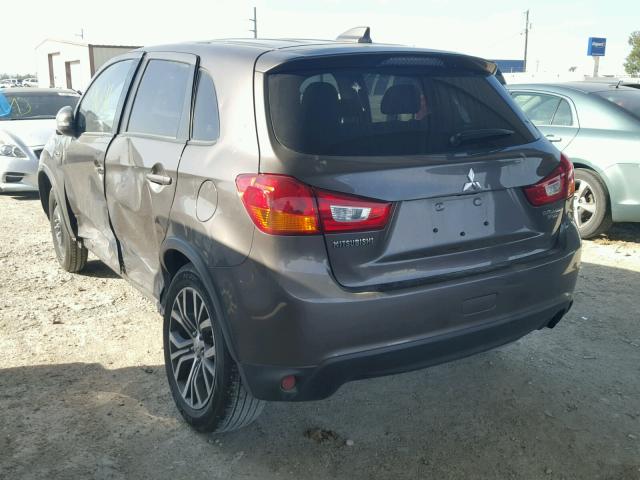 JA4AP3AU2HZ047518 - 2017 MITSUBISHI OUTLANDER BROWN photo 3