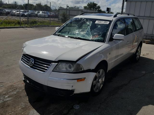 WVWWH63B03E158302 - 2003 VOLKSWAGEN PASSAT GLX თეთრი ფოტო 2