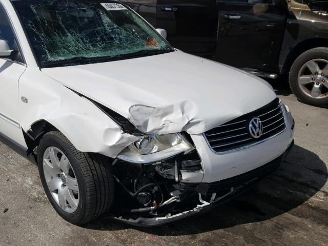 WVWWH63B03E158302 - 2003 VOLKSWAGEN PASSAT GLX თეთრი ფოტო 9
