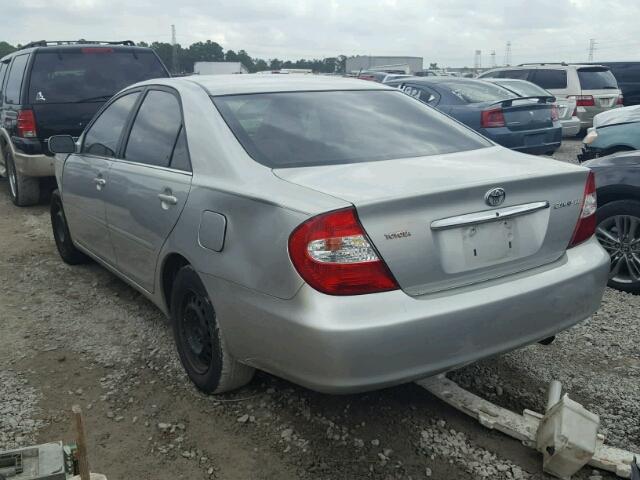 4T1BE32KX3U772508 - 2003 TOYOTA CAMRY LE SILVER photo 3