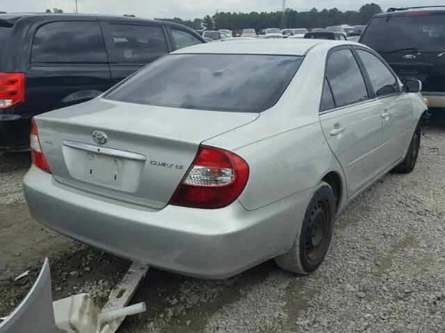 4T1BE32KX3U772508 - 2003 TOYOTA CAMRY LE SILVER photo 4
