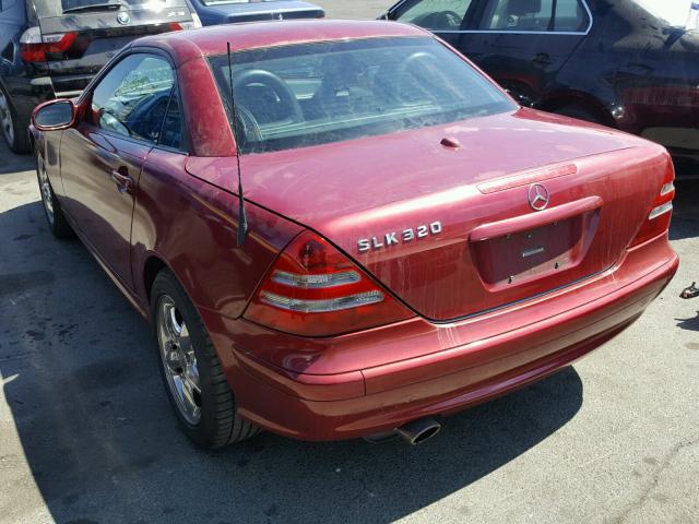 WDBKK65F52F241618 - 2002 MERCEDES-BENZ SLK 320 RED photo 3