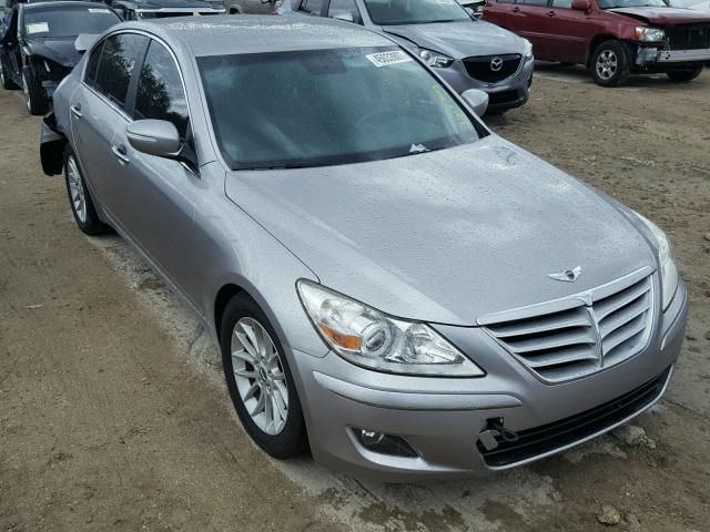 KMHGC4DE5BU113226 - 2011 HYUNDAI GENESIS 3. SILVER photo 1