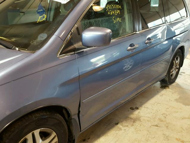 5FNRL38685B056236 - 2005 HONDA ODYSSEY EX BLUE photo 9