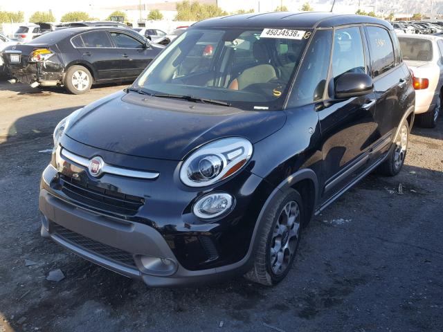 ZFBCFADH4EZ017925 - 2014 FIAT 500L TREKK BLACK photo 2