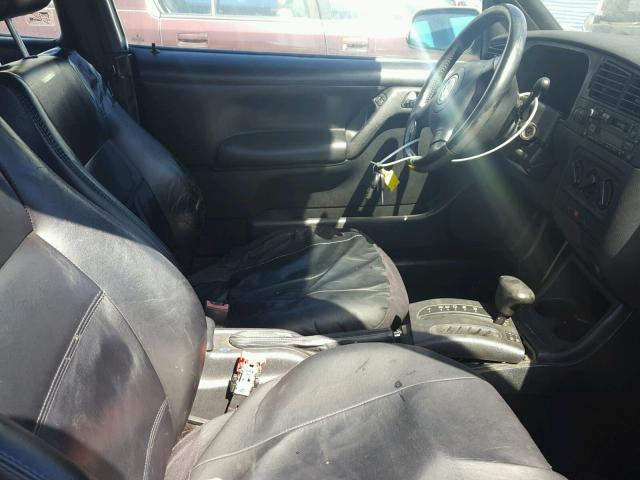 3VWDC21V01M814904 - 2001 VOLKSWAGEN CABRIO GLX 灰色 照片 5