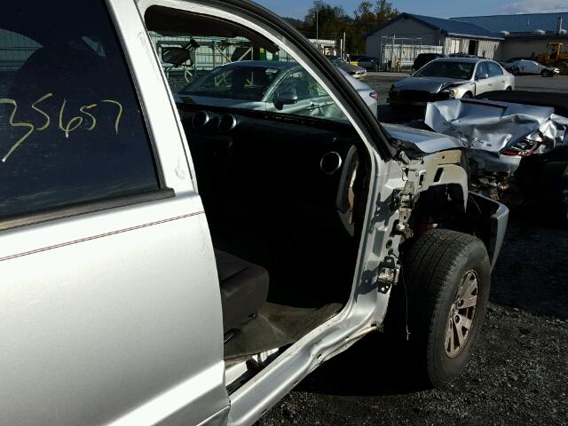 1Z7HT28K46S574744 - 2006 MITSUBISHI RAIDER LS SILVER photo 9