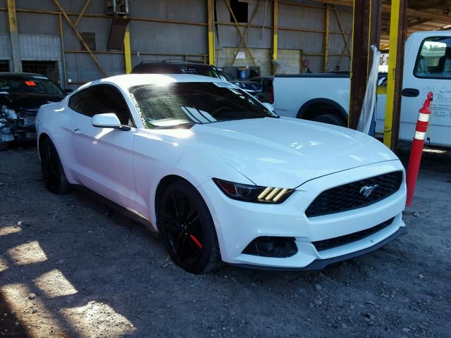 1FA6P8THXG5302050 - 2016 FORD MUSTANG WHITE photo 1