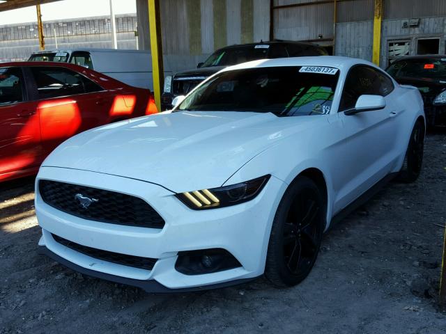 1FA6P8THXG5302050 - 2016 FORD MUSTANG WHITE photo 2