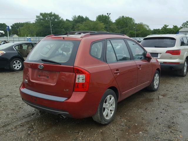 KNAFG525477051494 - 2007 KIA RONDO BASE RED photo 4