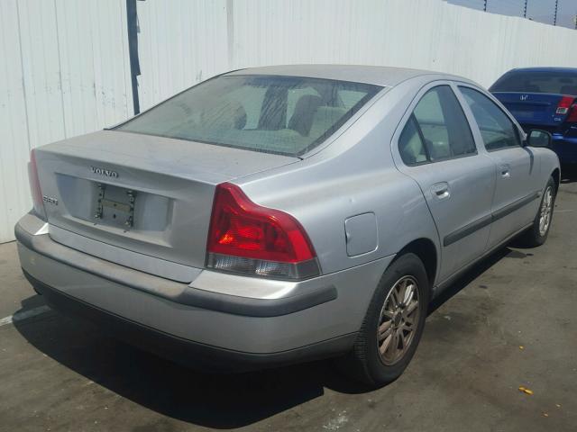 YV1RS64AX42322088 - 2004 VOLVO S60 ვერცხლისფერი ფოტო 4