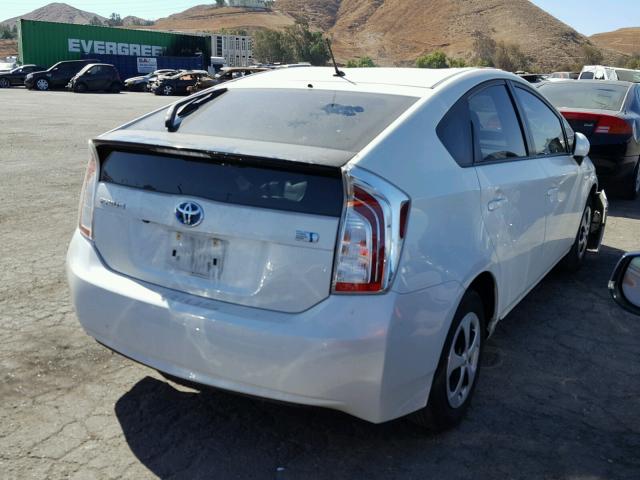 JTDKN3DU0F0479005 - 2015 TOYOTA PRIUS WHITE photo 4