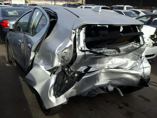 JTDKDTB35F1113533 - 2015 TOYOTA PRIUS C SILVER photo 3