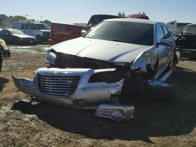 2C3CCAET9CH264836 - 2012 CHRYSLER 300C SILVER photo 2