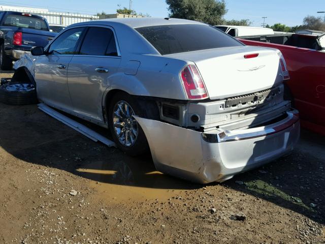 2C3CCAET9CH264836 - 2012 CHRYSLER 300C SILVER photo 3